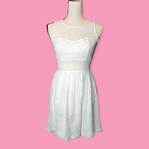 Fit & Flare Sweetheart Neck Midriff Cutout White Crochet Lace Mini Dress Size 0